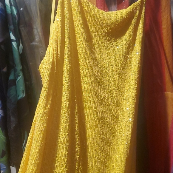 SOLD!!!!! NBD Athena sequin dress yellow sequins - Picture 6 of 6
